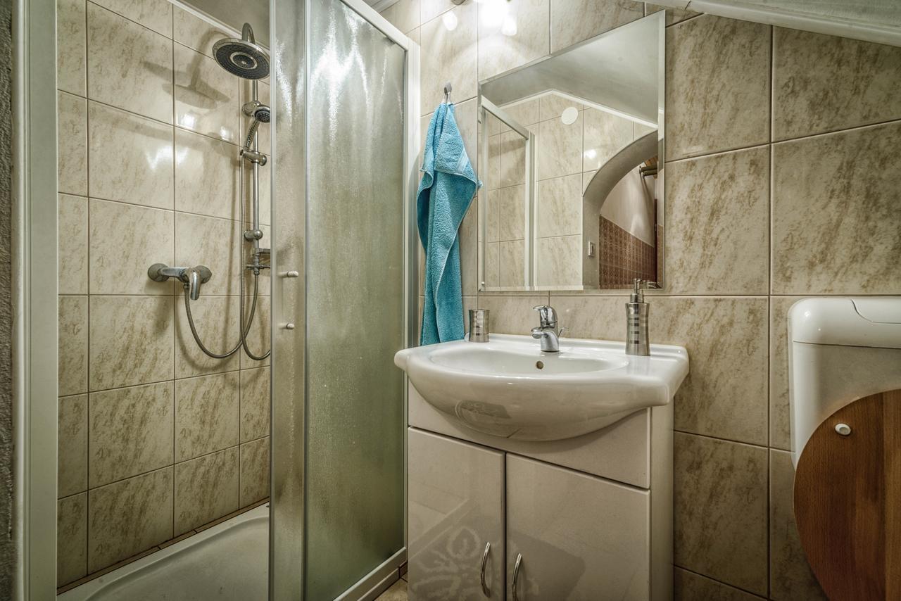 Apartment Blaz Podmelec ภายนอก รูปภาพ